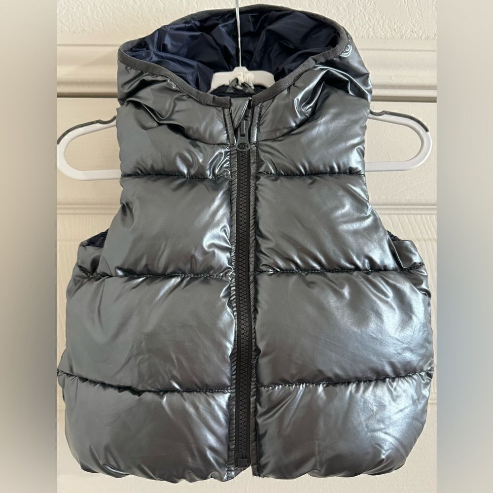 GAP Baby Silver Puffer Vest 18-24